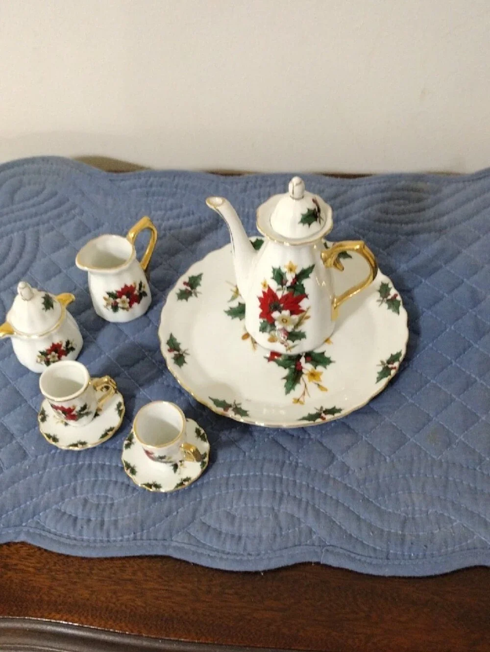 N/A elegant porcelain
